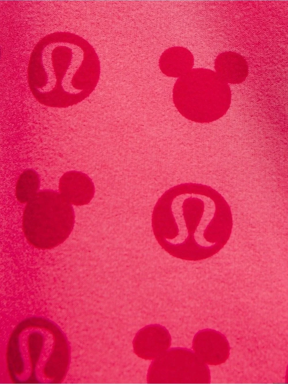Lululemon x Disney Hotty Hot High Rise Running Shorts (14) - Picture 7 of 9